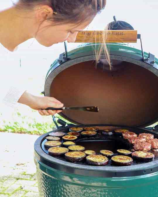Arteflame Two-Piece Flat-Top Kit — Fits Big Green Egg® Grills